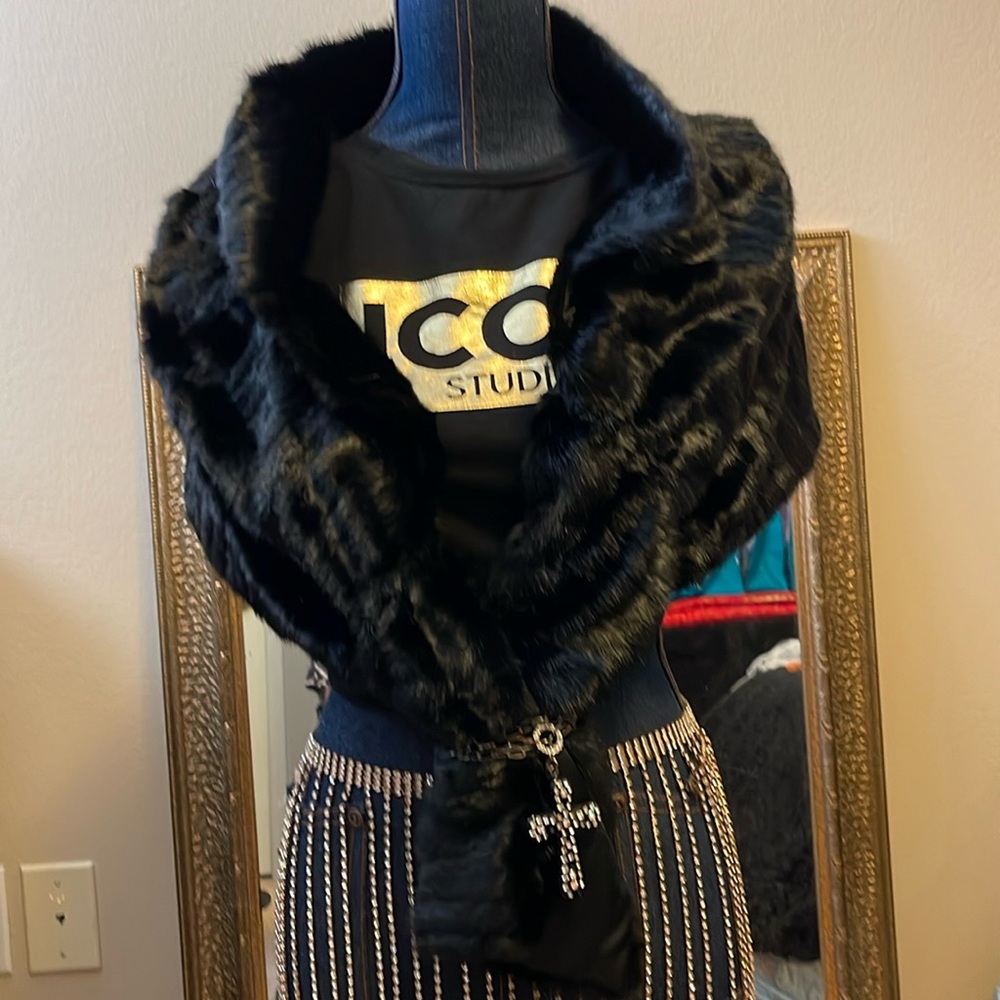 Brand-New “Furious Fur” Animal Cruelty Free Shawl